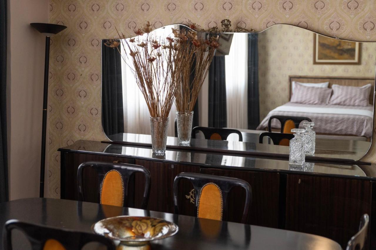 Ririka Athens Homes Luaran gambar