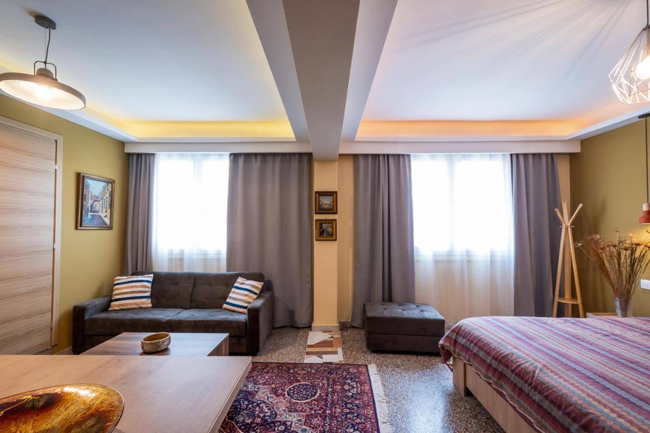 Ririka Athens Homes Luaran gambar